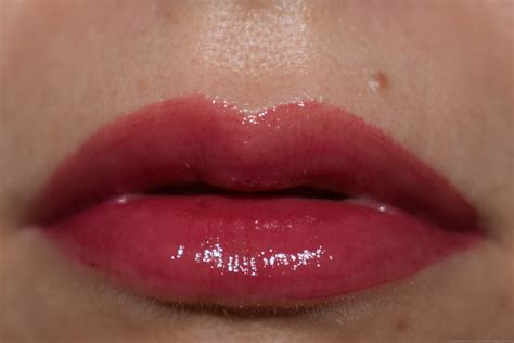 Lacquered Lips with DIOR Addict Lacquer Plump